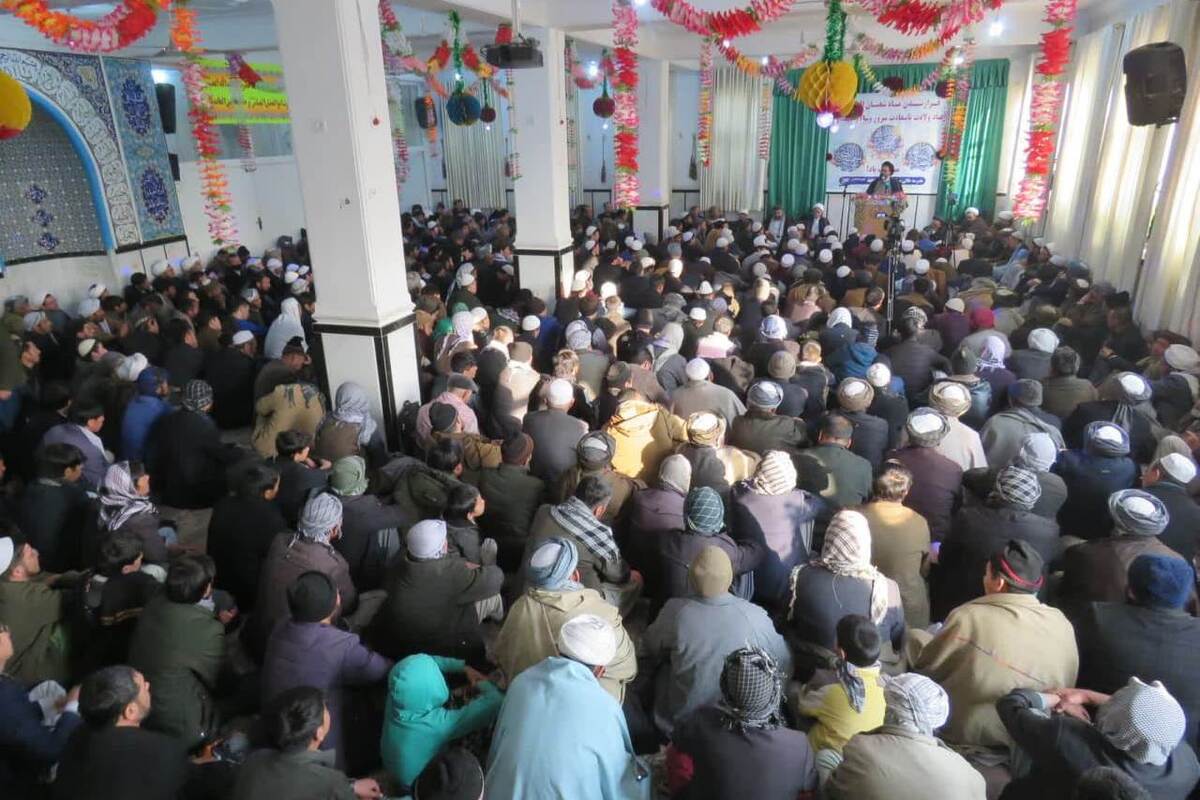 برگزاری جشن میلاد امام حسین در مسجد مرکز فقهی ائمه اطهار کابل 