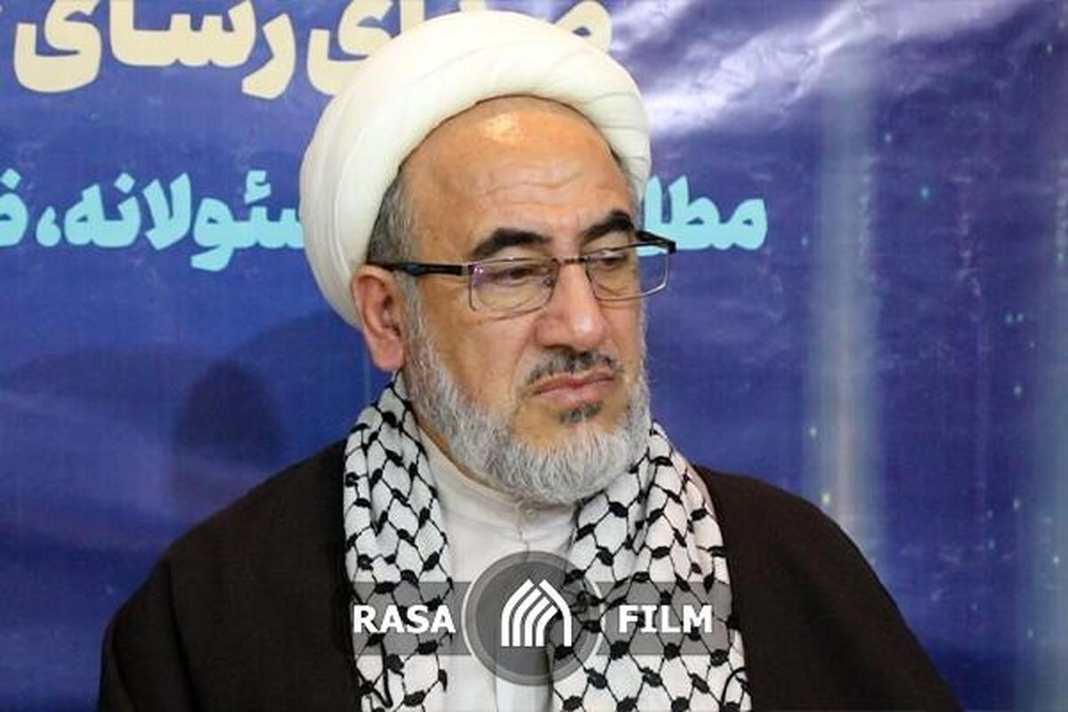 رسانه دینی فضائل دینی را در جامعه جاری و رذائل اخلاقی را از جامعه دور می‌کند