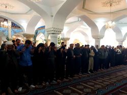نماز عید فطر در کرمانشاه اقامه شد