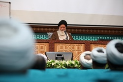ملت بزرگ ایران همواره مدافع اسلام بوده و پای آرمان‌های انقلاب ایستاده‌اند