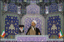وظیفه دولت در قبال خون شهدای ۱۵ خرداد، رسیدگی به معیشت و فرهنگ مردم است