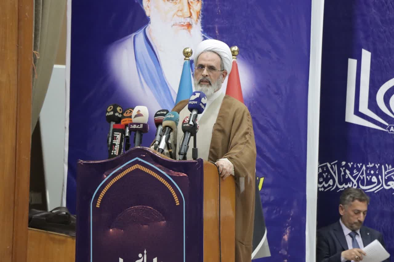 گزارشی از همایش بزرگداشت سالگرد ارتحال حضرت امام خمینی در دانشگاه کوفه