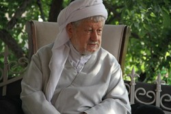 تجلیل از ۴۴ سال مجاهدت ماموستا قادری در سنگر نماز جمعه شهرستان پاوه