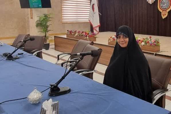 خانم میرجعفری: تربیت کنشگر حجاب وظیفه حوزه علمیه است