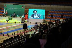 همایش بزرگ بانوان غدیری در تبریز برگزار شد