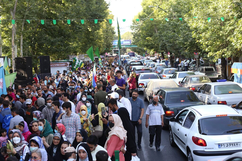 جشن ۱۰ کیلومتری غدیر، جلوه ای از دینداری و نیکوکاری مردم ایران