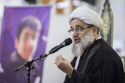 شهید بهشتی در مواجهه با گروه‌های انحرافی هوشیار بود