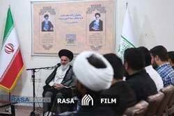 تیزر | دیدار مدیرعامل و اعضای خبرگزاری رسا با آیت الله حسینی بوشهری