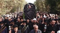 پیکر آیت الله رحیمیان در اصفهان به خاک سپرده شد