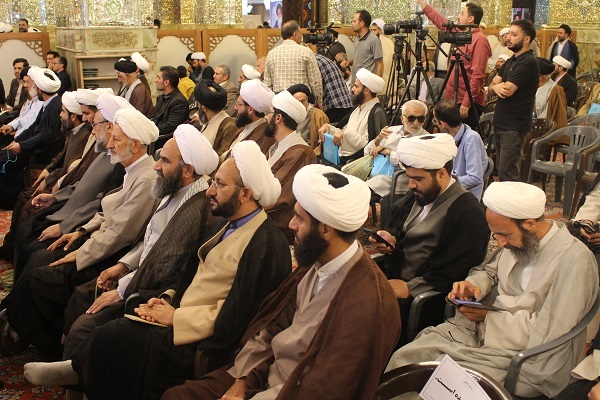 دومین پیش همایش مرجع مجاهد در شیراز برگزار شد+عکس
