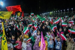 اجتماع مردم شیراز در حمایت از پیروزی های جبهه مقاومت اسلامی
