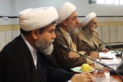 نشست مشاور رئیس جمهور در امور روحانیت با نهادهای حوزوی فارس+تصاویر