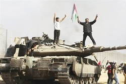 اختلاف سیاسیون و نظامیان اسرائیل درباره حمله زمینی به غزه