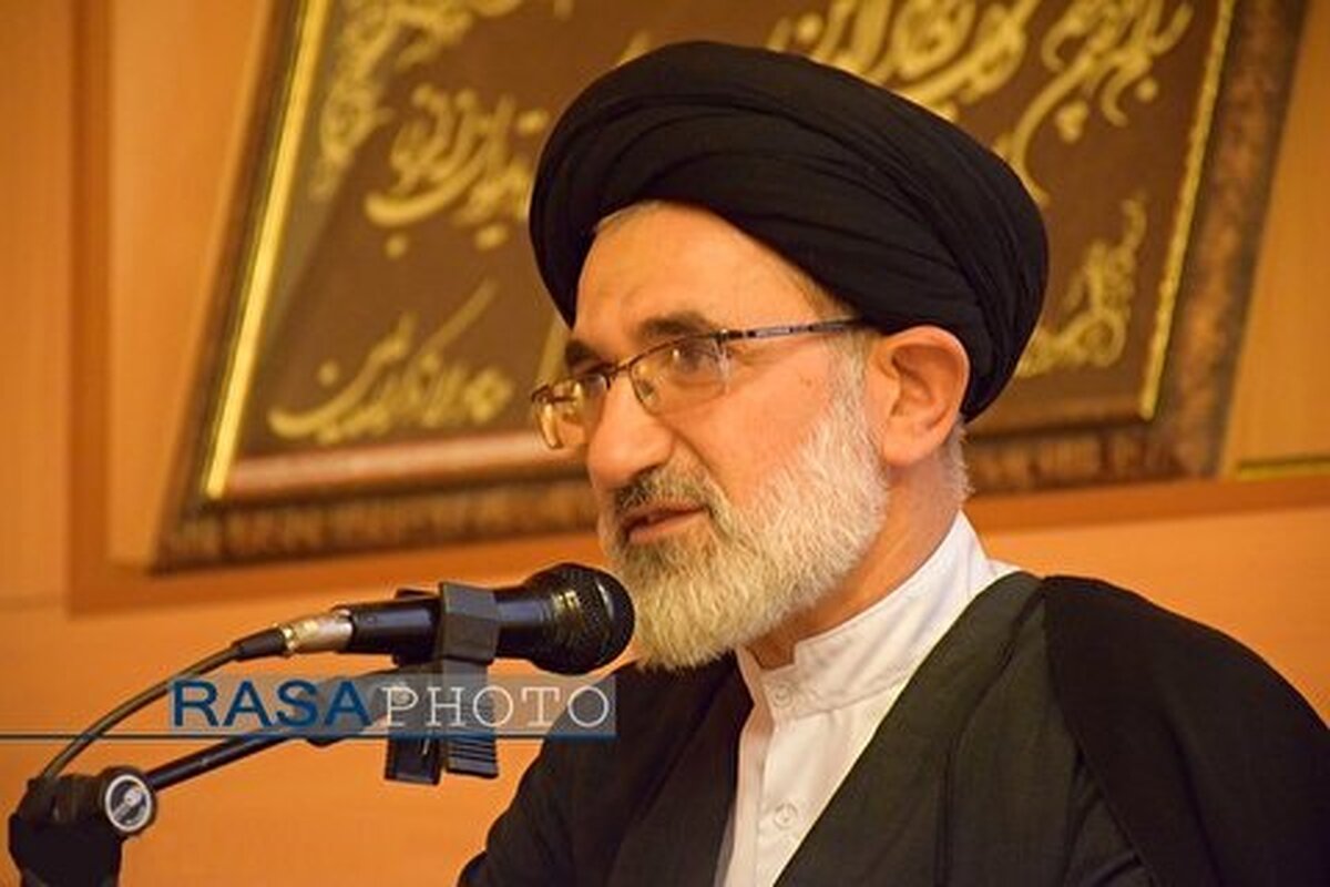 اعوجاجات فکری موسوی خوئینی‌ها به خاطر ارتباط وثیق نداشتن با اسلام ناب است