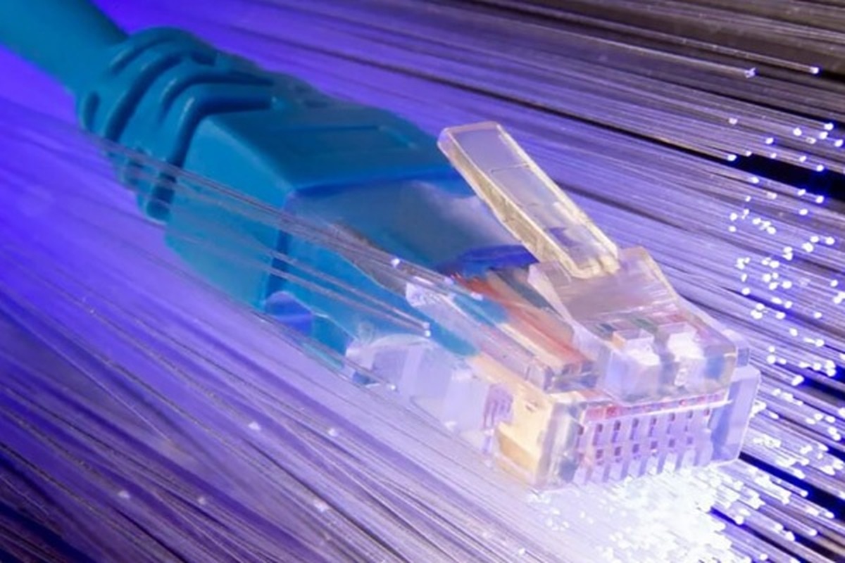 چین مدعی ساخت سریع‌ترین شبکه اینترنت جهان شد/ ۱.۲ ترابیت بر ثانیه!