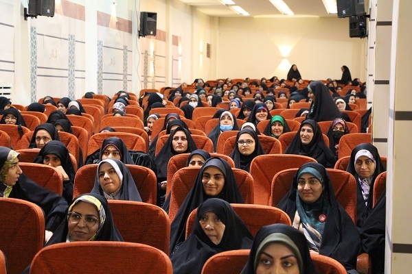 همایش طلیعه حضور طلاب جدید الورود حوزه علمیه خواهران فارس+تصاویر