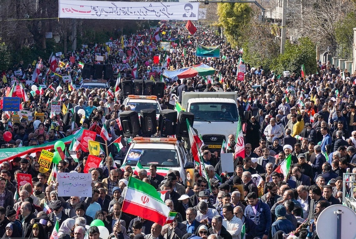 حضور پرشور مردم در ۲۲ بهمن خط بطلانی بر تمام یاوه گویی‌های استکبار جهانی بود