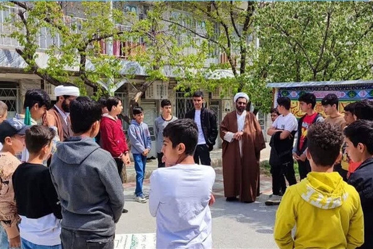 دانش آموزان نهاوندی با سبک تحصیلی حوزه علمیه آشنا شدند