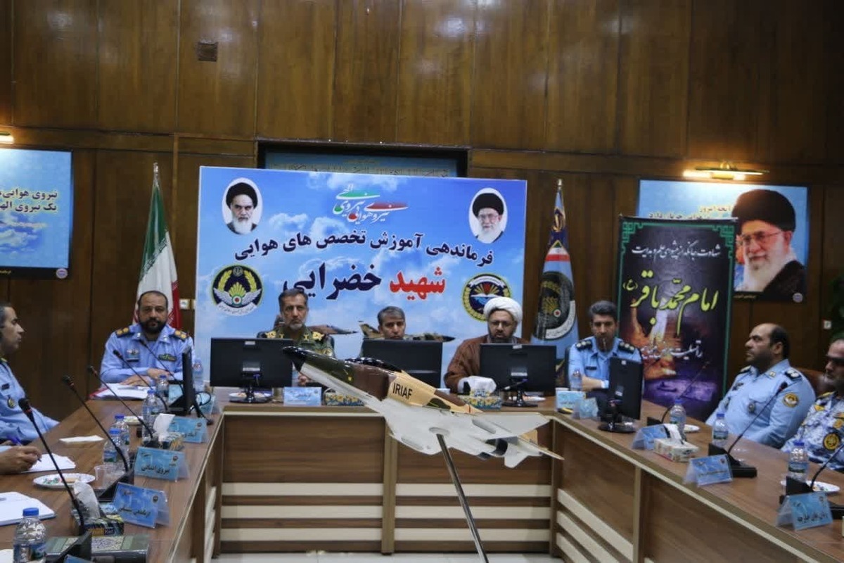 تشکیل جلسه شورای عالی قرآن فرماندهی آموزش تخصص های هوایی شهید خضرایی
