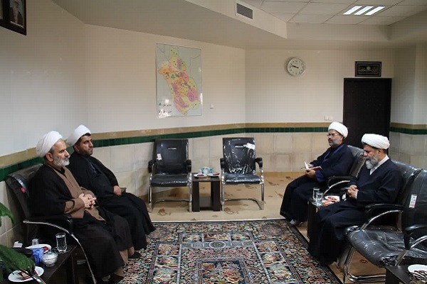 از برگزاری دوره آموزش اعزام مبلغان به پیاده روی اربعین تا نشست شورای عالی حوزه علمیه فارس