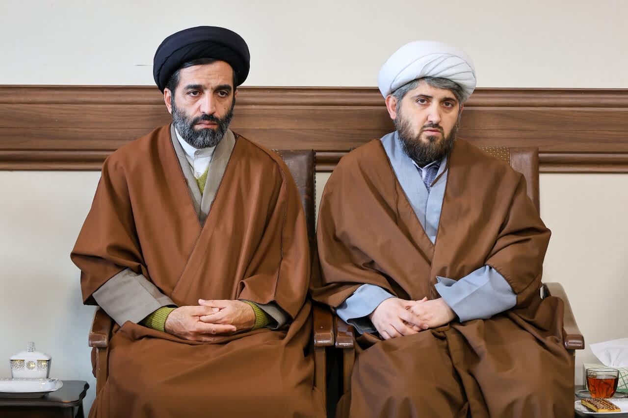 نشست مدیران مدارس علوم دینی تبریز با نماینده ولی‌فقیه در استان+ تصاویر