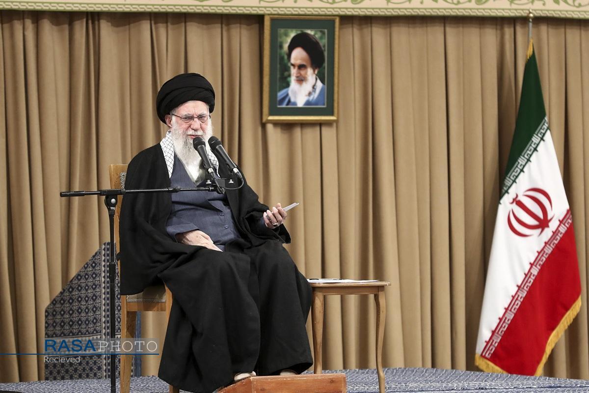 حاشیهنویسی یک دیدار، بازنویسی یک تاریخ حاشیهنویسی یک دیدار، بازنویسی یک تاریخ