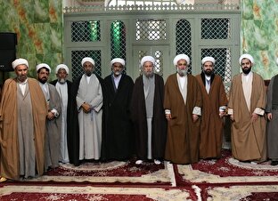 بازدید نماینده ولی‌فقیه در فارس از مدرسه علمیه منصوریه شیراز