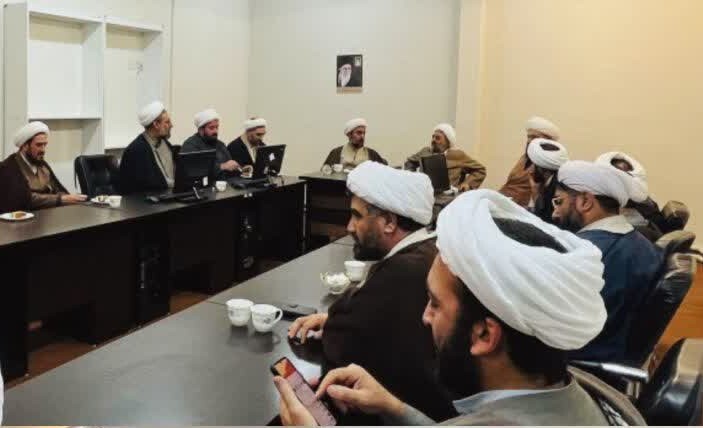 آغاز سلسله نشست‌های انجمن فقه و اصول/پاسخ به شبهات نوین و ارتقای سطح علمی فقه+ تصاویر