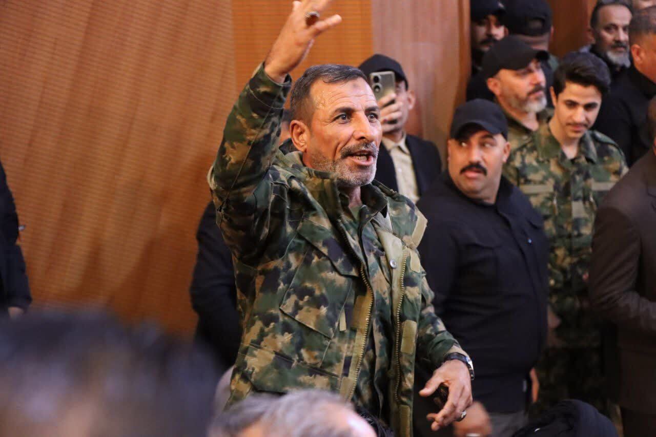 طنین فریاد وفاداری در نجف اشرف؛ گرامیداشت فرماندهان پیروزی +  تصاویر