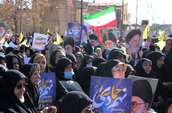 راهپیمایی پرشور مردم شیراز در یوم الله 9 دی+ تصاویر
