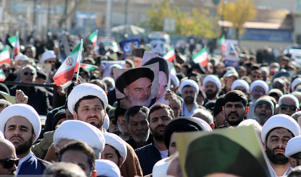 راهپیمایی پرشور مردم شیراز در یوم الله 9 دی+ تصاویر