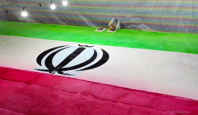 پخت بزرگترین کیک پرچمی جهان در جمکران + عکس