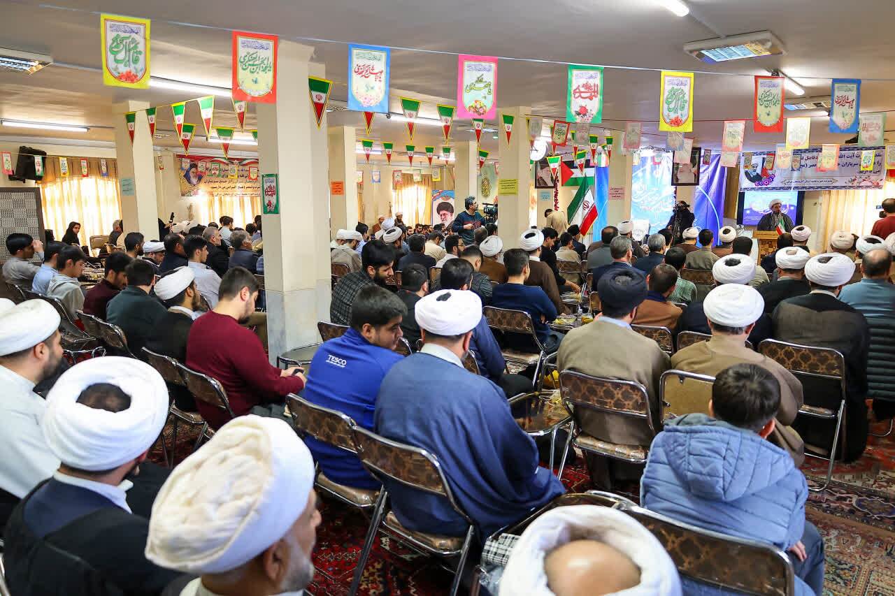 برگزاری مراسم تلبس طلاب حوزههای علمیه آذربایجان شرقی در تبریز+ تصاویر برگزاری مراسم تلبس طلاب حوزههای علمیه آذربایجان شرقی در تبریز+ تصاویر