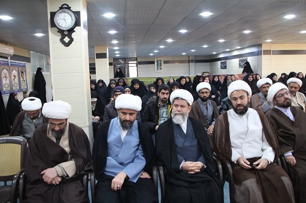 تاکید بر نقش آفرینی اجتماعی حوزه های علمیه تاکید بر نقش آفرینی اجتماعی حوزه های علمیه