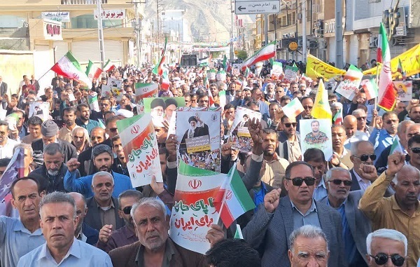 حضور گسترده مردم فارس در راهپیمایی باشکوه ۲۲ بهمن+ تصاویر