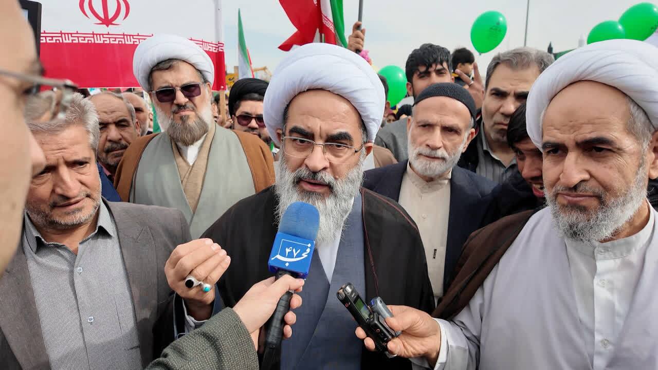 حضور پرشور علما و شخصیت‌های برجسته حوزوی در راهپیمایی ۲۲ بهمن 