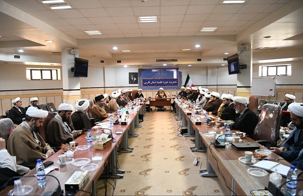 تصاویر | اجلاسیه فصلی مدیران مدارس علمیه فارس