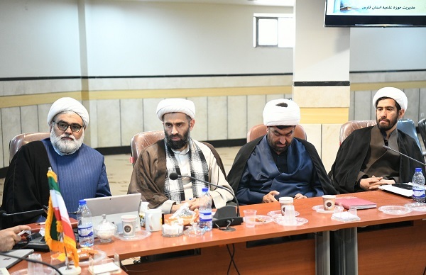 تصاویر | اجلاسیه فصلی مدیران مدارس علمیه فارس