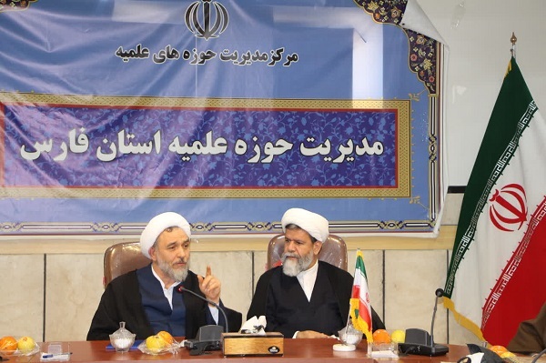 تاکید بر آرایش جهادی مبلغان و روحانیون در میدان جنگ شناختی تاکید بر آرایش جهادی مبلغان و روحانیون در میدان جنگ شناختی