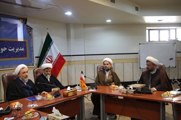 تاکید بر آرایش جهادی مبلغان و روحانیون در میدان جنگ شناختی تاکید بر آرایش جهادی مبلغان و روحانیون در میدان جنگ شناختی