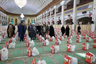 آغاز رزمایش اهدای ۱۰ هزار بسته معیشتی در تبریز با حضور امام جمعه تبریز