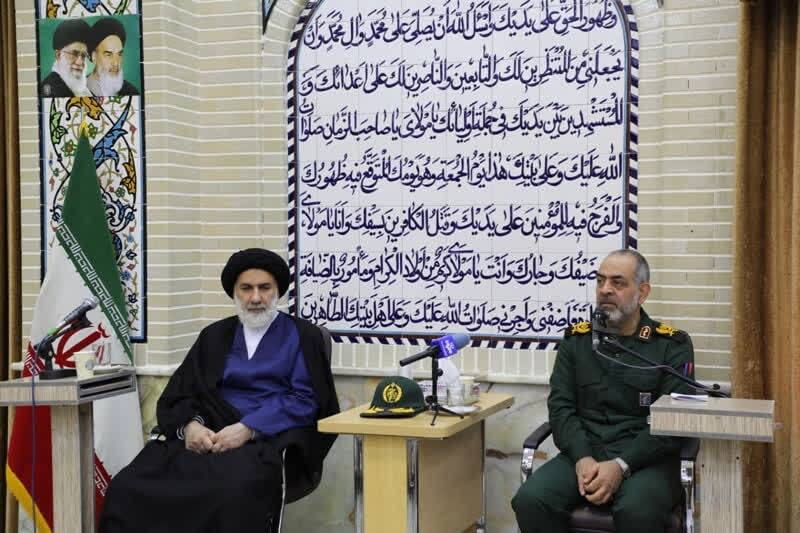 اعتقاد همراه با بیداری و بصیرت پیروزی را تضمین می‌کند