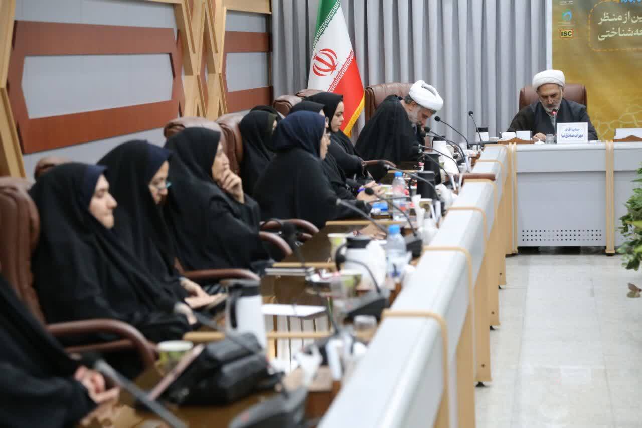 گزارشی از روز اول همایش بینالمللی «تحلیلهای اخلاقی حامیان جنین» گزارشی از روز اول همایش بینالمللی «تحلیلهای اخلاقی حامیان جنین»