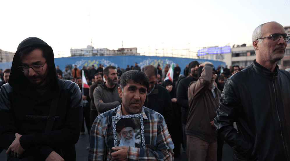 تجمع سوگواری و انتقام‌جویی شهادت حضرت امام خامنه‌ای در میدان انقلاب تهران برگزار شد