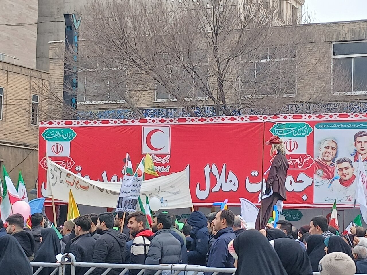 خشم و انزجار ملت ایران علیه استکبار جهانی در انتقام خون امام شهید خشم و انزجار ملت ایران علیه استکبار جهانی در انتقام خون امام شهید