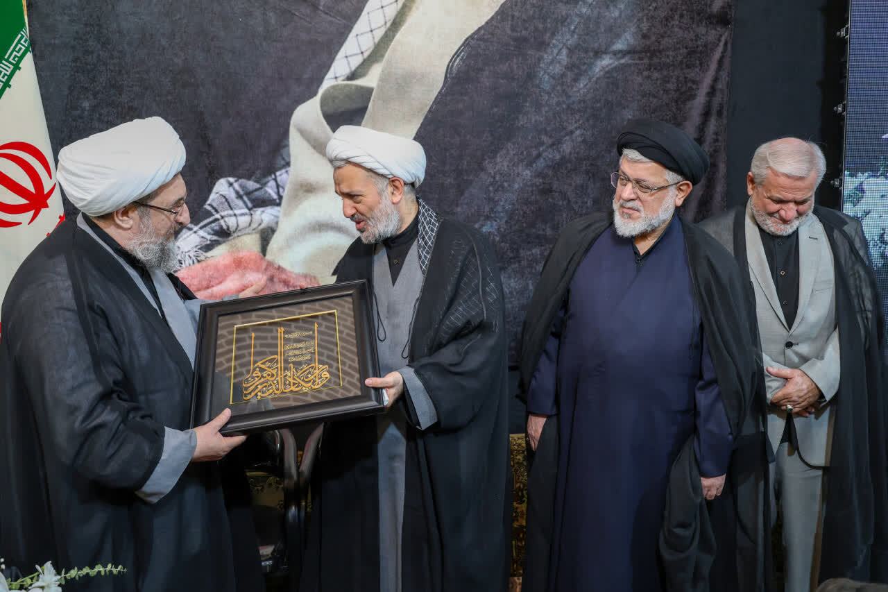 حضور امام جمعه تبریز در مراسم ولادت امام حسن مجتبی و یادبود شهدای اقتدار استان+ تصاویر حضور امام جمعه تبریز در مراسم ولادت امام حسن مجتبی و یادبود شهدای اقتدار استان+ تصاویر