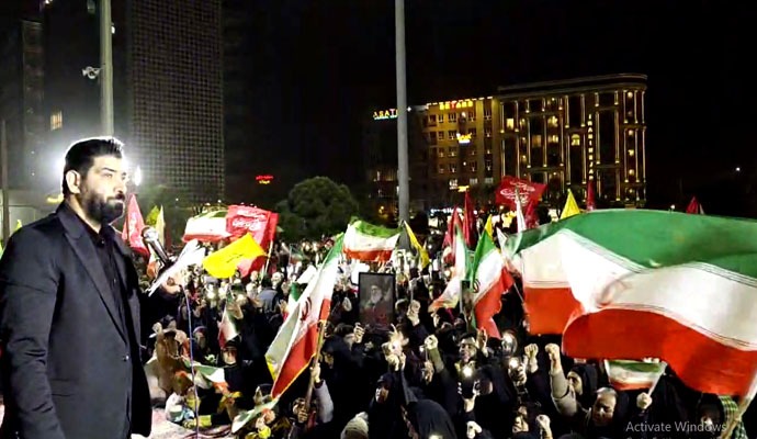 مراسم وداع با کاروان سوم شهدای اقتدار کاشان برگزار شد + عکس مراسم وداع با کاروان سوم شهدای اقتدار کاشان برگزار شد + عکس