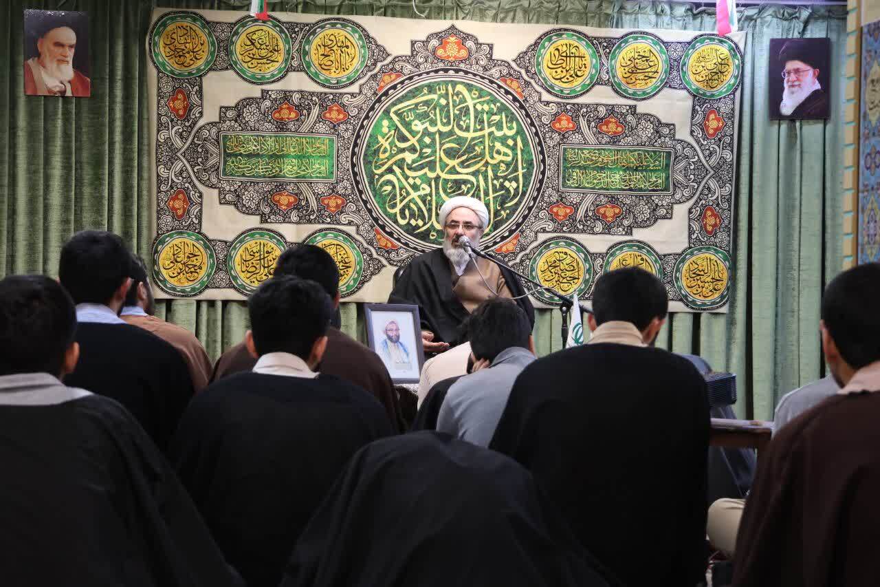 برگزاری آیین گرامیداشت سالروز شهادت آیت‌الله شهید محلاتی (ره) در تبریز+ تصاویر