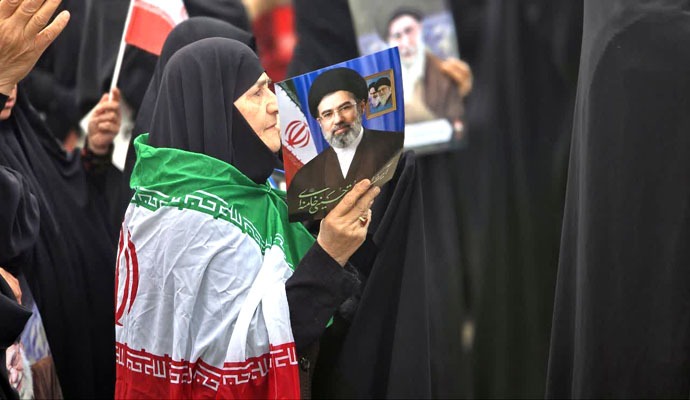 غرش درالمومنین کاشان در روز جهانی قدس + عکس غرش درالمومنین کاشان در روز جهانی قدس + عکس