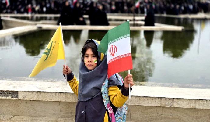 غرش درالمومنین کاشان در روز جهانی قدس + عکس غرش درالمومنین کاشان در روز جهانی قدس + عکس